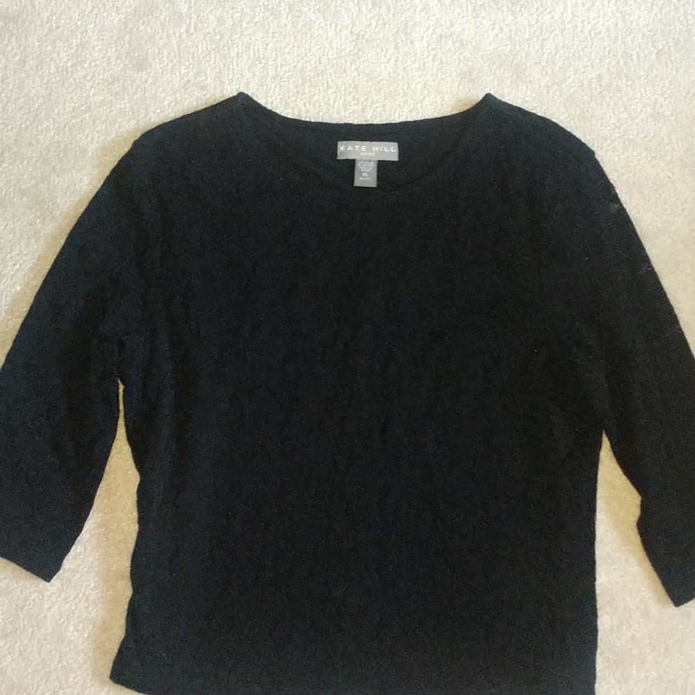 Lord & Taylor PL 3/4 sleeve lace top in black